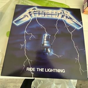 Meet your Posher, Johnny